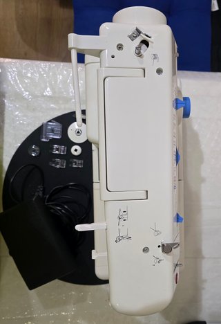 Máquina de coser Singer Facilita Pro