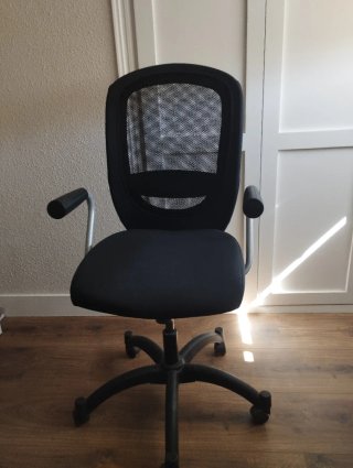 Sillón de estudio negro