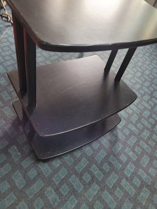 MUEBLE AUXILIAR PARA TV