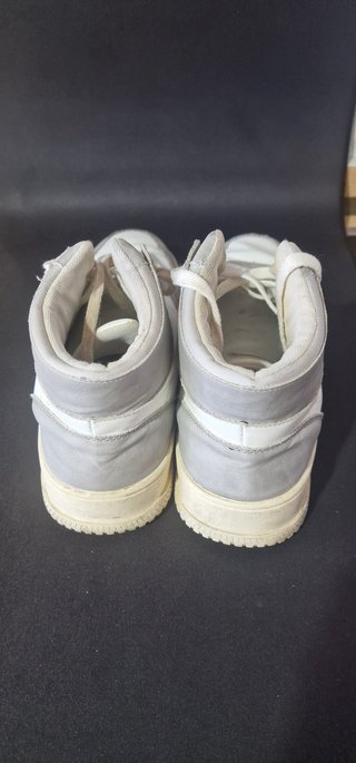 Zapatillas Ducati Blancas y Grises