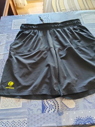 Pantalon corto Artengo, gris oscuro