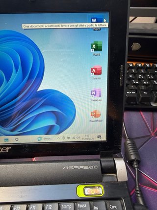 Acer Aspire One D150 Netbook