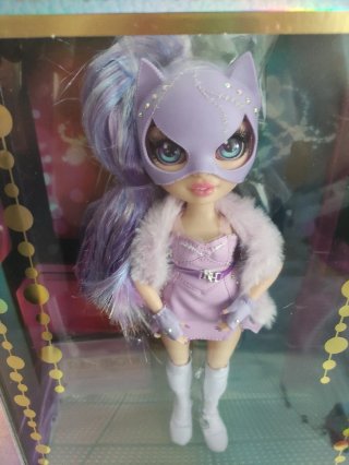 Muñeca Rainbow High Violet costume ball Halloween
