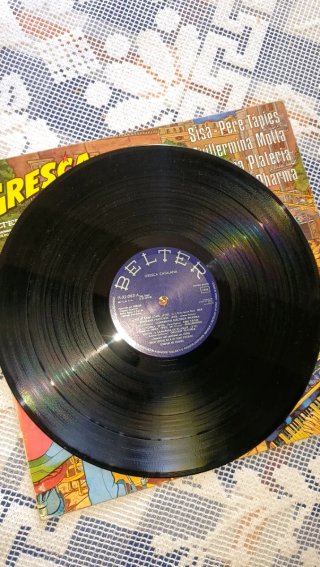 Lote de tres vinilos de música variados