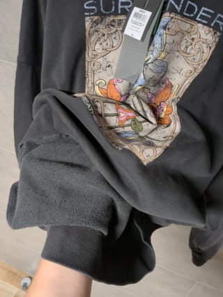 Sudadera oversize con estampado