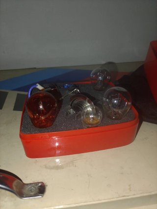 Caja bombillas Seat Original de repuesto