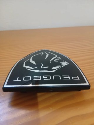 Emblema Peugeot 308 Frontal