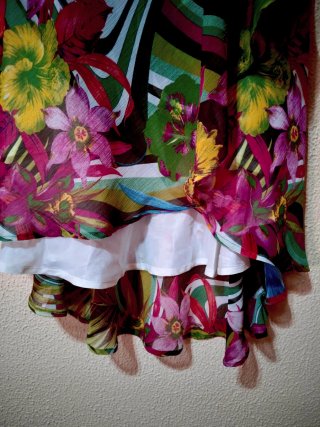 Precioso vestido de Corte Inglés estampado floral