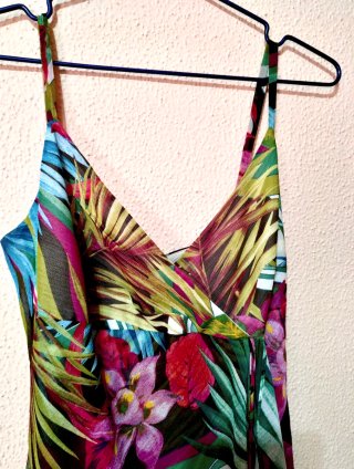 Precioso vestido de Corte Inglés estampado floral
