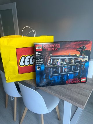 LEGO STRANGER THINGS (Precintado sin abrir)