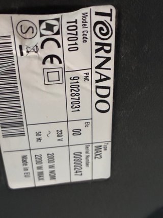 Aspirador Tornado 2200W Perfecto