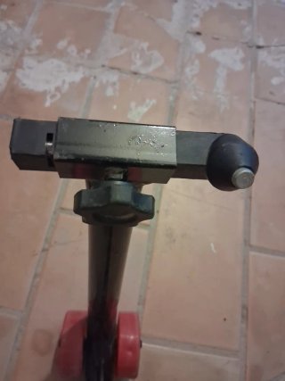 Caballete moto con ruedas