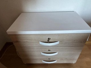 Cajonera 3 cajones con llave