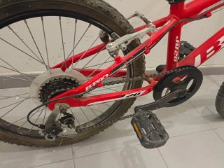 Bicicleta BMX 20 pulgadas