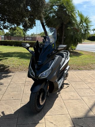Honda Forza 125