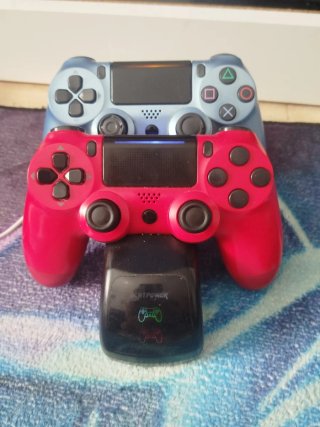 Consola PS4 Slim CUH-2016 Negra + 6 Juegos