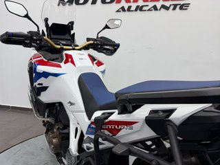 Honda Africa Twin 1100 Adventure DCT 2025