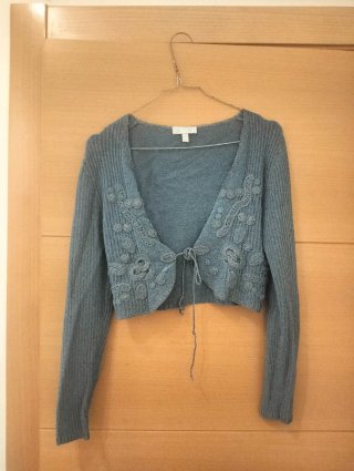 Vestido azul grisáceo de encaje