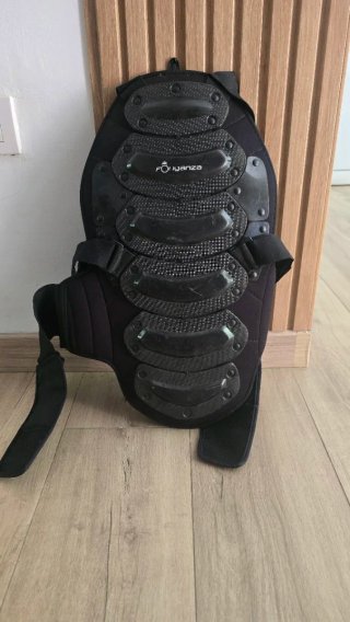 Pack Hípica: Casco, Polainas, Espaldera y cabezal.