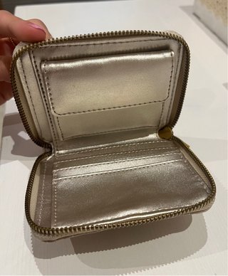 Monedero Guess Beige y Dorado