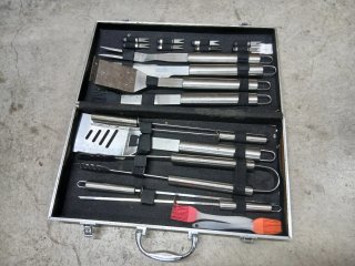 Set Utensili Barbecue Acciaio Inox