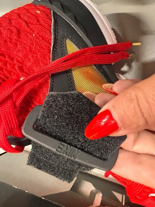 Nike LeBron 15 "Red Diamond Turf"
