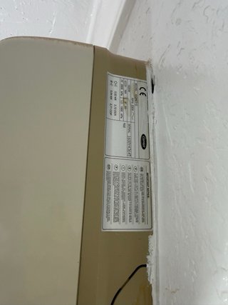 3 Aire Acondicionado Carrier Beige