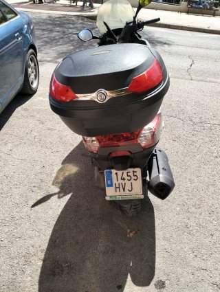 Cambio por gsr.........Kymco Superdrink 300i Gris