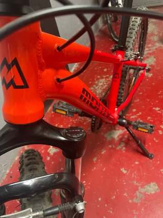 Bicicleta Monty KX7 Roja Talla 12 ruedas 24”