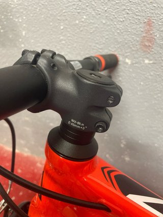 Bicicleta Monty KX7 Roja Talla 12 ruedas 24”
