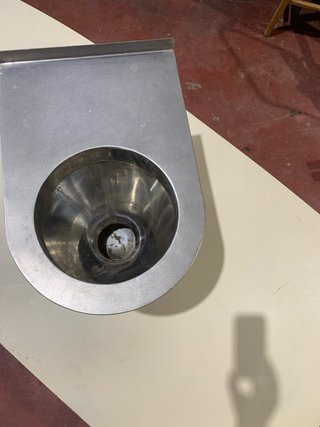 Taza de inodoro de acero inoxidable