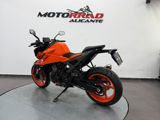 KTM 990 DUKE