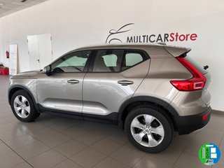 VOLVO XC40 2.0 B3 Momentum Pro Auto (163cv) - 2022