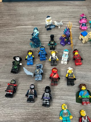 Lote Figuras Lego Ninjago Minecraft etc