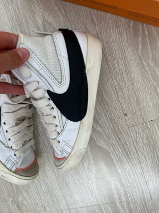 Nike High-Top Sneakers White Black Red – Size 38