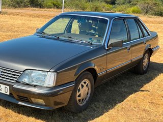 Opel Senator 3.0i automático 1985