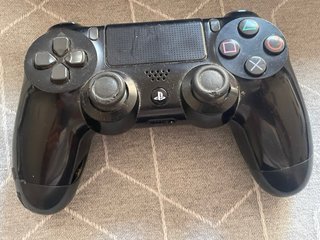 PS4 Pro (PlayStation 4 Pro) Negra