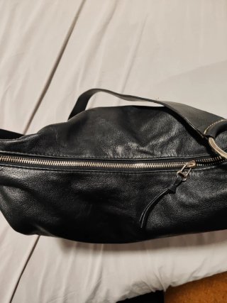 Bolso de piel Skin negro