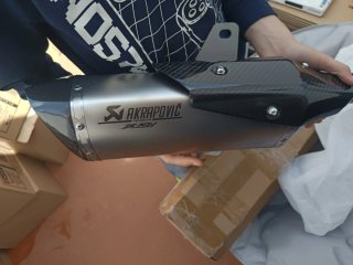 Tubo de escape Akrapovič X-ADV