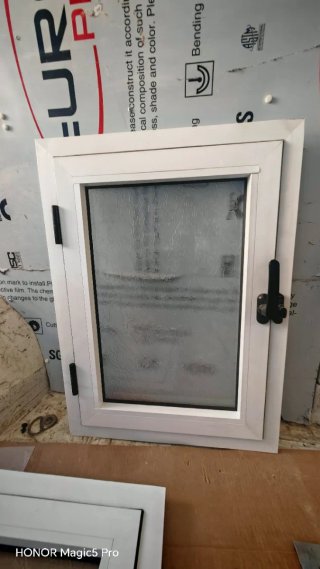 Ventana aluminio 70x60