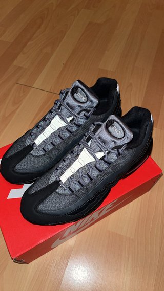 Nike Air Max 95 Triple Black