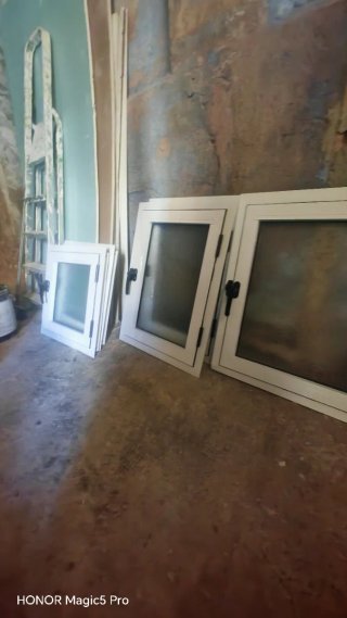 Ventana aluminio 60x60