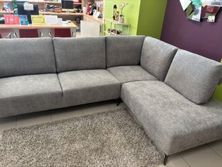 Sofá Rinconera Gris Moderno y Cómodo