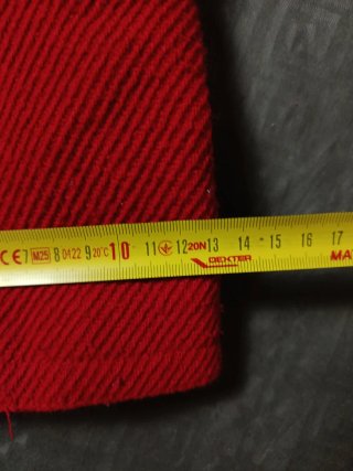 Chaqueta Bershka Roja con Capucha