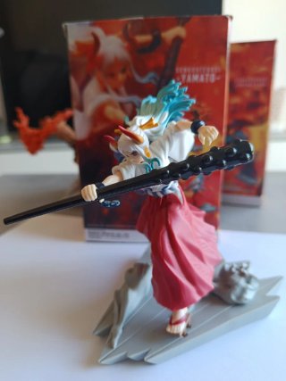 Lote 2 Figuras One Piece: Ace y Yamato Banpresto