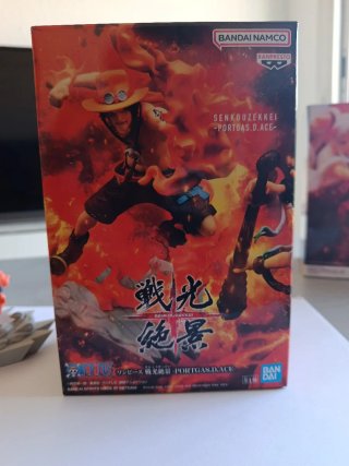 Lote 2 Figuras One Piece: Ace y Yamato Banpresto
