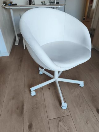 Sillón giratorio blanco Ikea