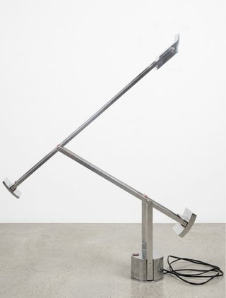 Lámpara "Tizio X30" de Richard Sapper Artemide