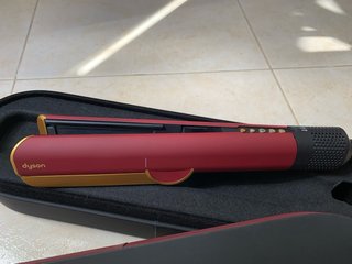 Dyson Airstrait oro/bordeaux
