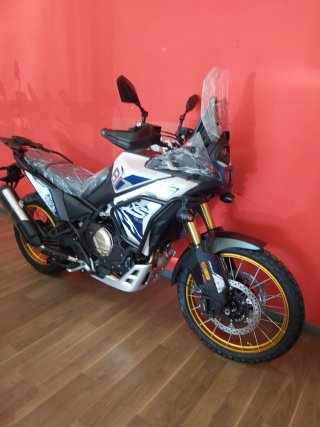 VOGE DS 800 X RALLY Nueva
